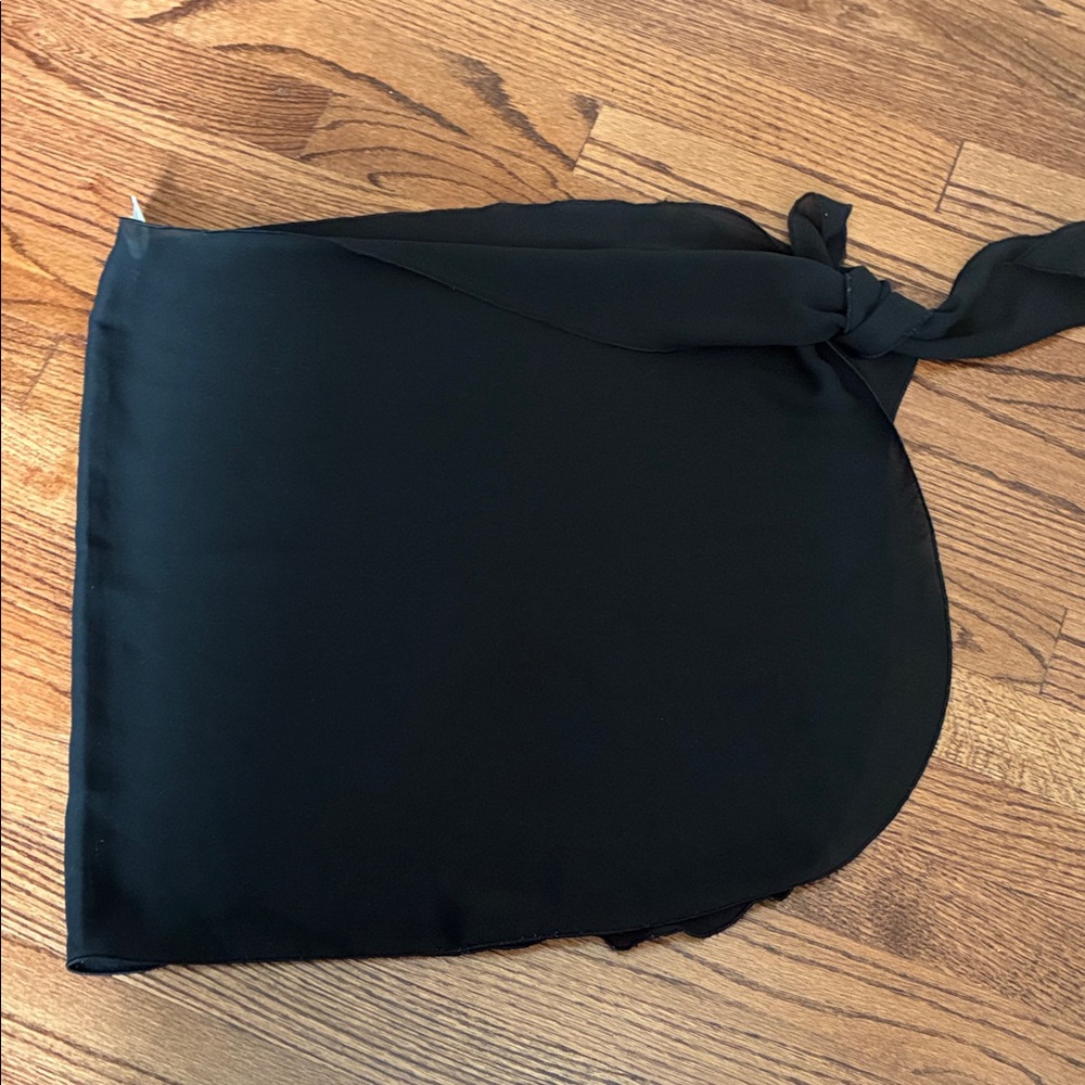 Black Tie-Side Swim Sarong